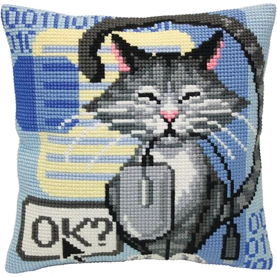 RTO Collection D'Art® Cat And Mouse Stamped Needlepoint Cushion Kit