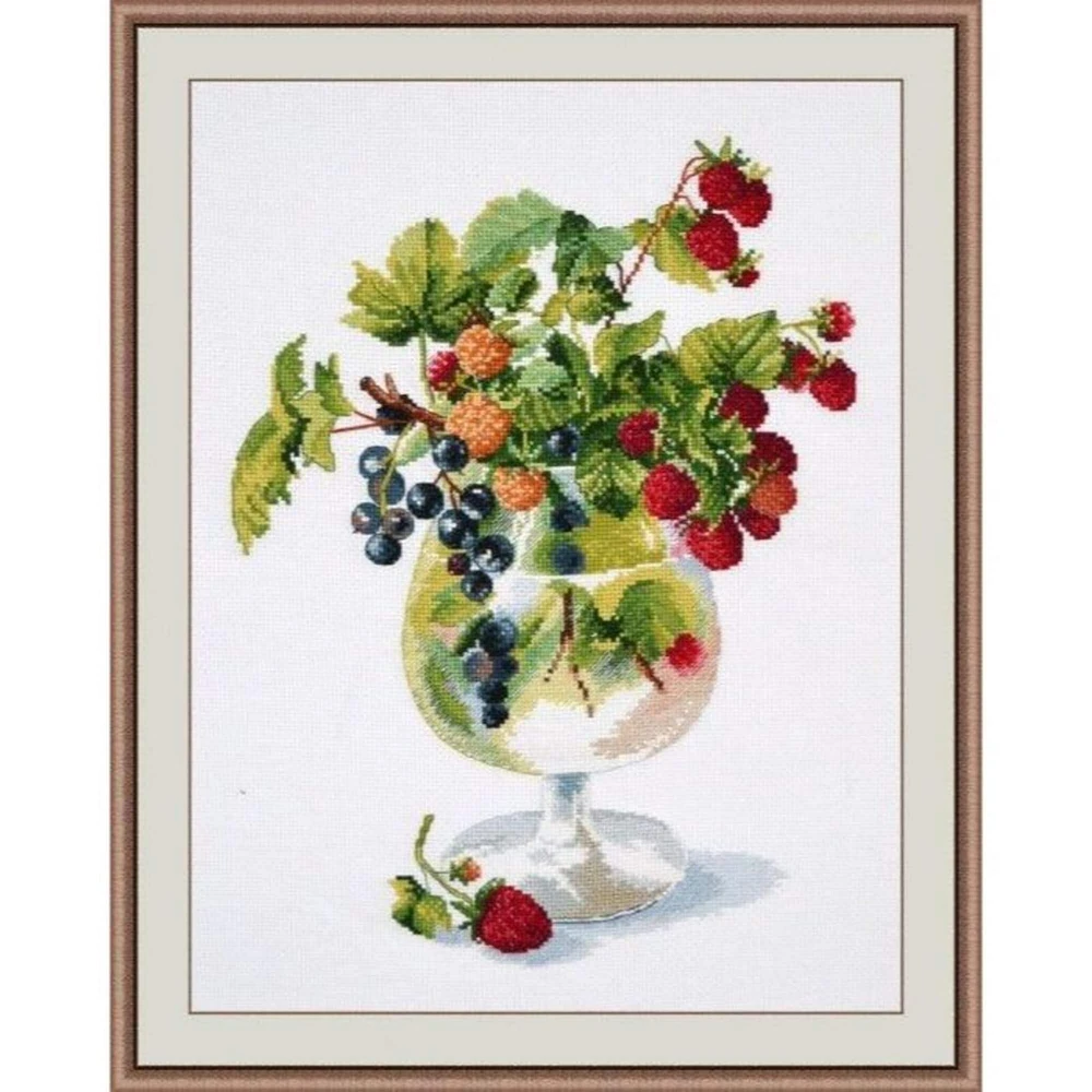 Oven Berry Liqueur Cross Stitch Kit