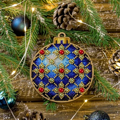 Wonderland Crafts & Red Ornament Cross-Stitch Kit