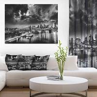 Designart - Amazing Night in New York City - Cityscape Canvas Print