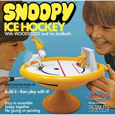 Atlantis® Snoopy™ Ice Hockey Game with Woodstock Plastic Model Kit