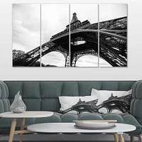 Designart - Paris Paris Eiffel Towerin Black and White Side View