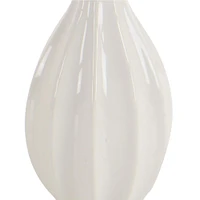 CosmoLiving by Cosmopolitan White Stoneware Modern Vase Set