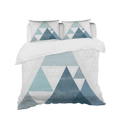 Designart 'minimal Triangles III Blue' Geometric Bedding Set