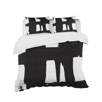 Designart 'Black & White Crossing Paths II' Geometric Bedding Set - Duvet Cover & Shams