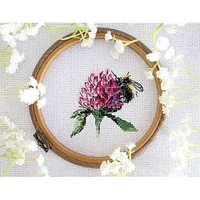 MP Studia Clover Counted Cross Stitch Kit