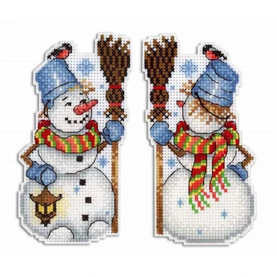 MP Studia Snowman Plastic Canvas Counted Cross Stitch Kit