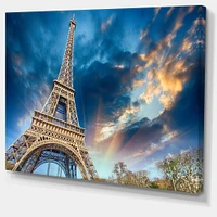 Designart - Beautiful View of Paris Paris Eiffel Towerunder Fiery Sky - Cityscape Canvas Print