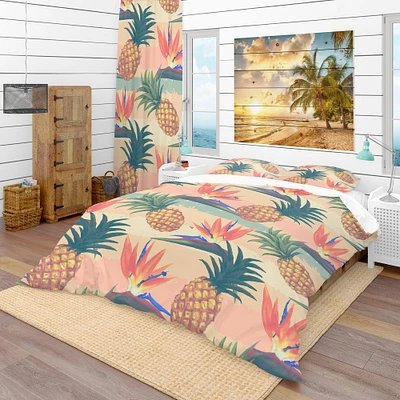 Designart 'Tropical Exotic Flowers & Pineapple Pattern' Tropical Bedding Set - Duvet Cover & Shams