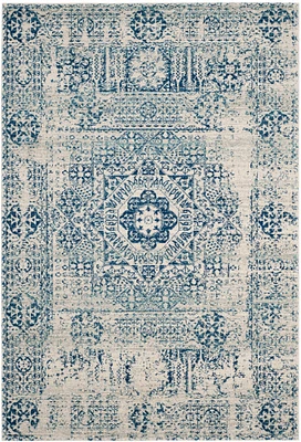 Evoke Point Medallion 4' X 6' Area Rug