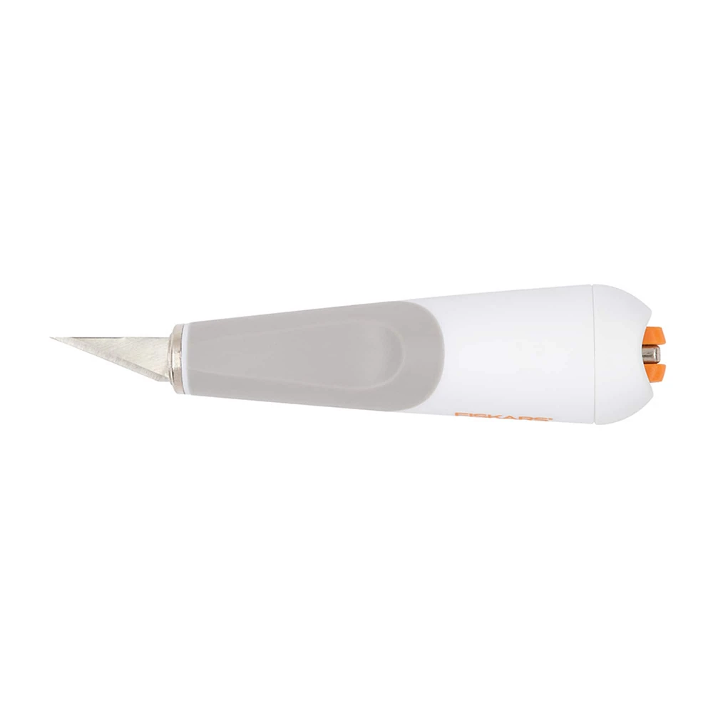 Fiskars® Heavy-Duty Easy Change Detail Knife