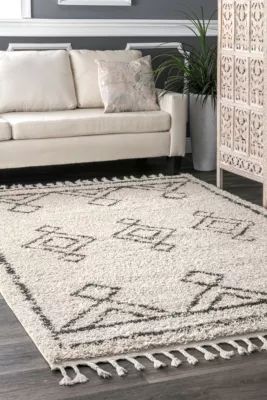 nuLoom Mackie Moroccan Diamond Tassel Area Rug