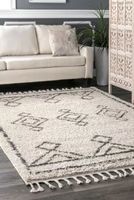 nuLoom Mackie Moroccan Diamond Tassel Area Rug