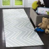 Safavieh Kids Collection Donal Geometric Runner Rug