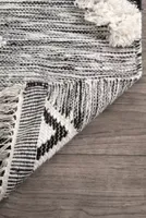 nuLoom Moroccan Textured Shaggy Wool Woven Area Rug