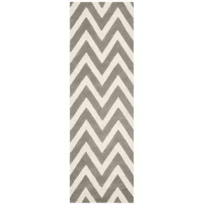 Safavieh Kids Collection Deborah Geometric Runner Rug