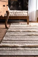 nuLoom Chevron Liles Loomed Area Rug