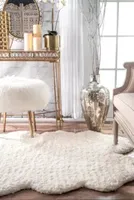 nuLoom Quarto Pelt Faux Sheepskin Hand Tufted AreaRug