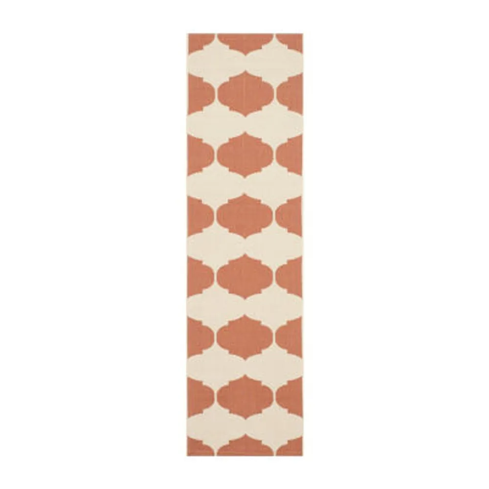 Safavieh Courtyard Collection Celina Geometric Indoor/Outdoor Runner Rug