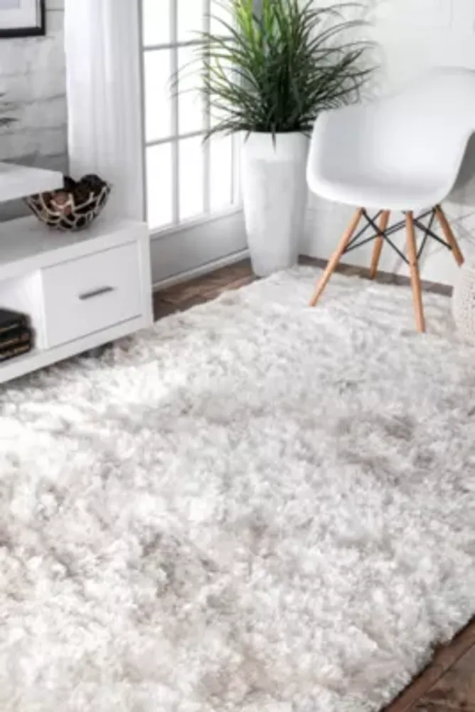 nuLoom Hand Woven Latonia Silken Shaggy Rug