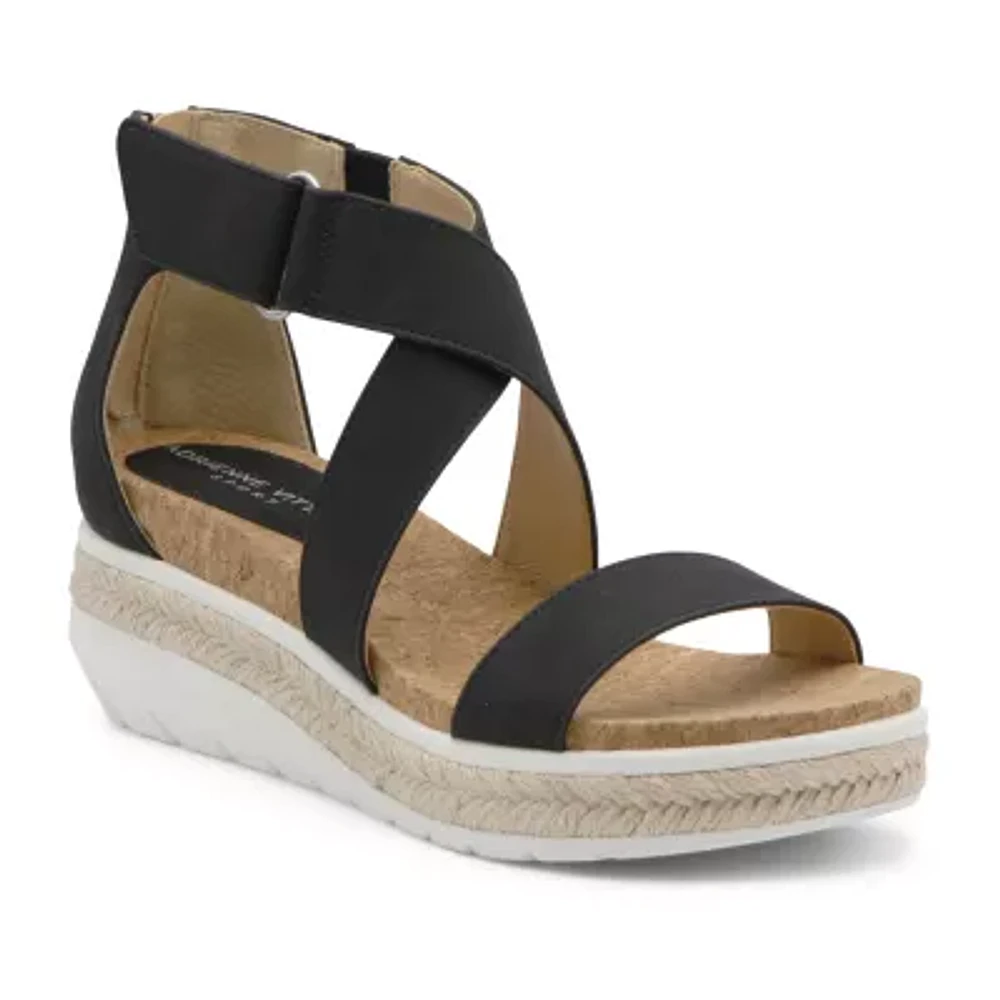 Adrienne Vittadini  Womens Cape Ann Wedge Sandals