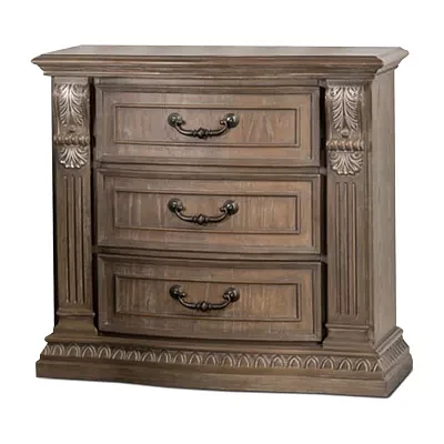 Seven Oaks 3-Drawer Nightstand