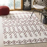 Safavieh Phipp Geometric Rug