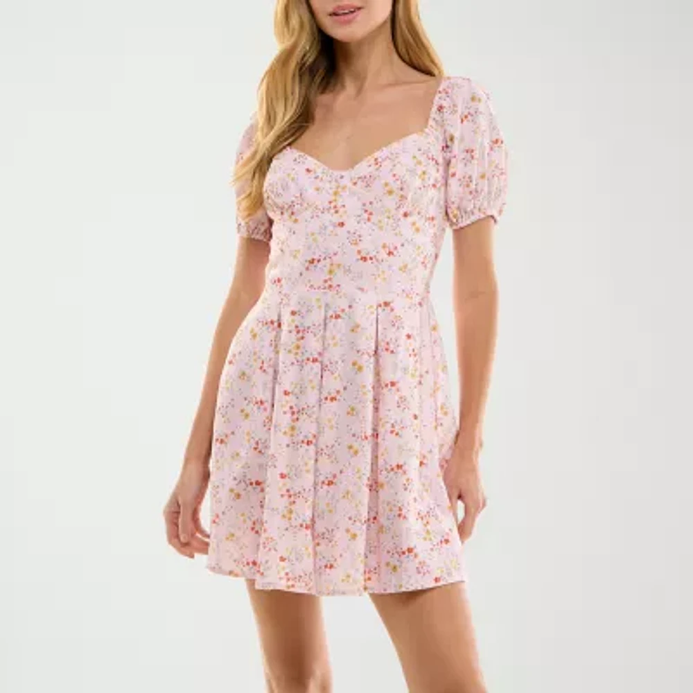 City Triangle Womens Short Sleeve Floral Fit + Flare Dress Juniors