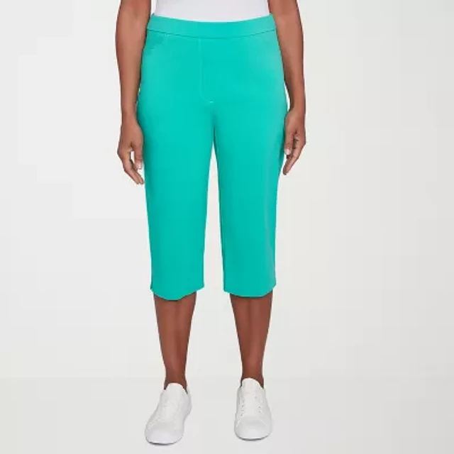 dress capris for women Tillie Flower Embroidery Denim - White Slouchy Capri yoga pants in Organic Cotton for a healthy natural sensation! Capris Worn for a Dressy