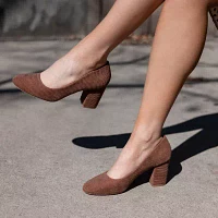 Journee Collection Womens Fai Closed Toe Block Heel Pumps