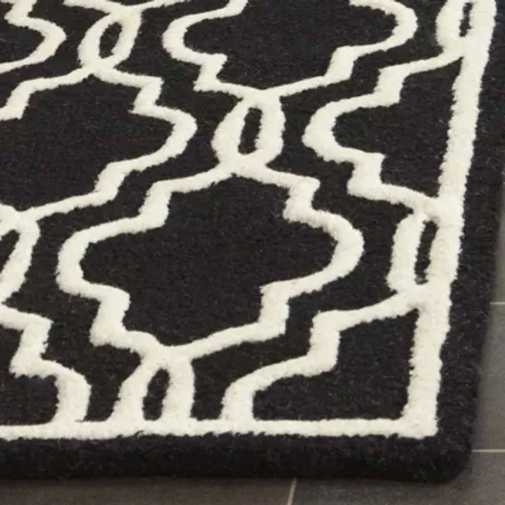 Safavieh Chester Quatrefoil Wool Area Rug