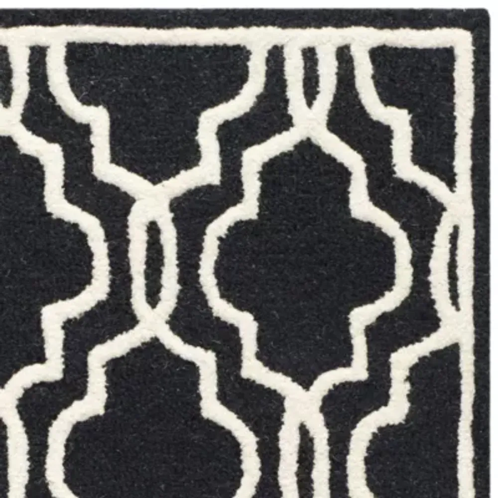 Safavieh Chester Quatrefoil Wool Area Rug