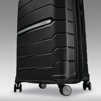 Samsonite Freeform 24"  Hardside Luggage