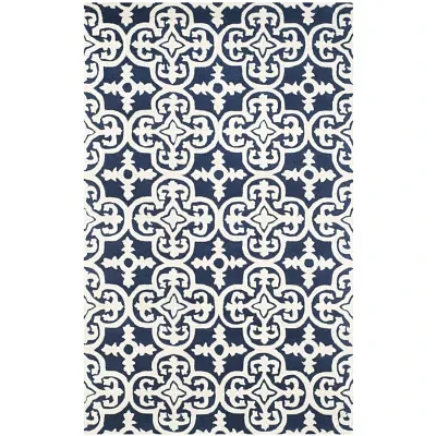 Safavieh Ewart Geometric Hand Tufted Wool Rug