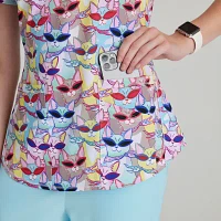 Skechers Skt021 Essence T 3-Pocket Print Womens V Neck Short Sleeve Tag Free Stretch Fabric Moisture Wicking Scrub Top