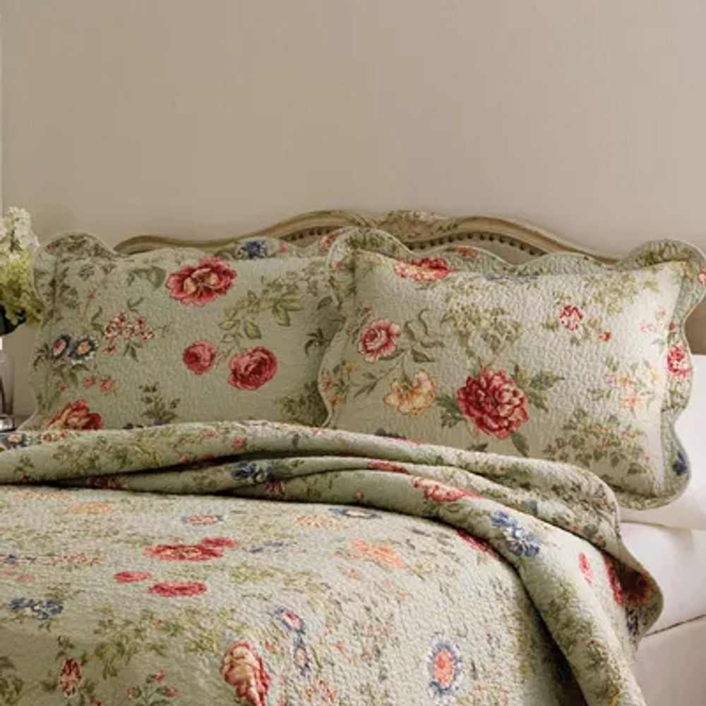 Edens Floral Print Quilt Set