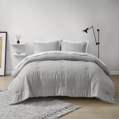 Madison Park Essentials Cirrus Lightweight Comforter Set