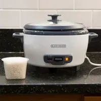 Black+Decker™ 6-Cup Traditional Rice Cooker