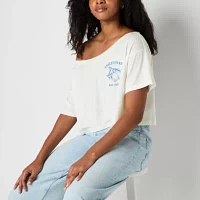 Arizona Juniors Off The Shoulder Womens Short Sleeve Graphic T-Shirt