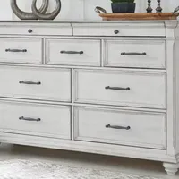 Signature Design by Ashley® Kaelyn 7-Drawer Dresser