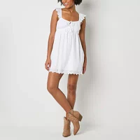 Arizona Womens Sleeveless Embroidered Shift Dress Juniors