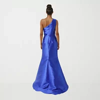 Rene by Ruiz Collection Womens Sleeveless Evening Gown