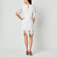 52seven Womens Short Sleeve Lace Shift Dress