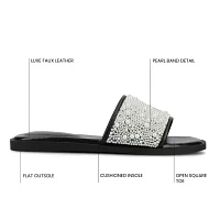 Journee Collection Womens Precly Flat Sandals