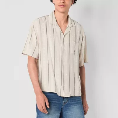 Arizona Mens Short Sleeve Cropped Button-Down Shirt
