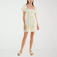 Trixxi Womens Short Sleeve Floral Fit + Flare Dress Juniors