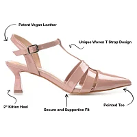 Journee Collection Womens Jazlynn Pointed Closed Toe Kitten Heel Pumps