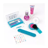 Three Cheers For Girls Graffiti: Cosmetic Wardrobe Kit