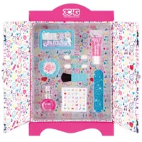 Three Cheers For Girls Graffiti: Cosmetic Wardrobe Kit