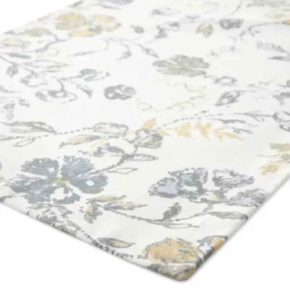 Linden Street Hartley Table Runner